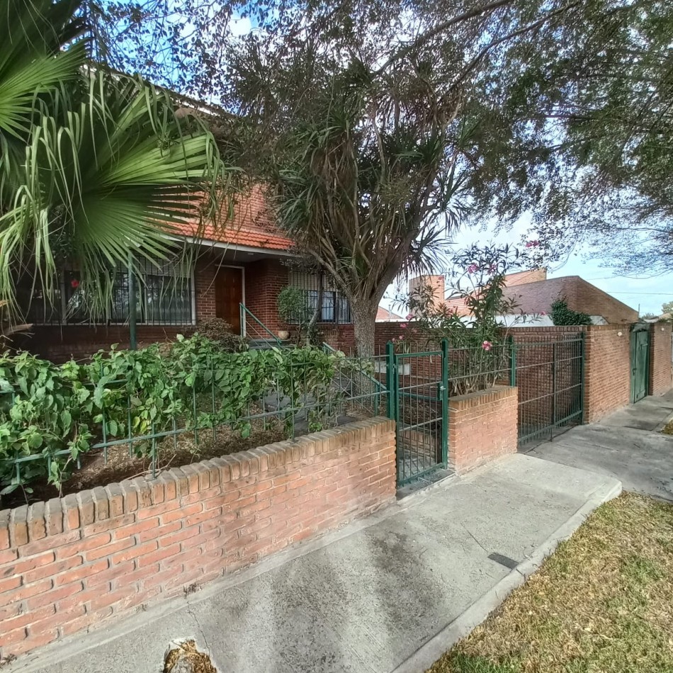 Chalet barrio San Carlos Mar del plata