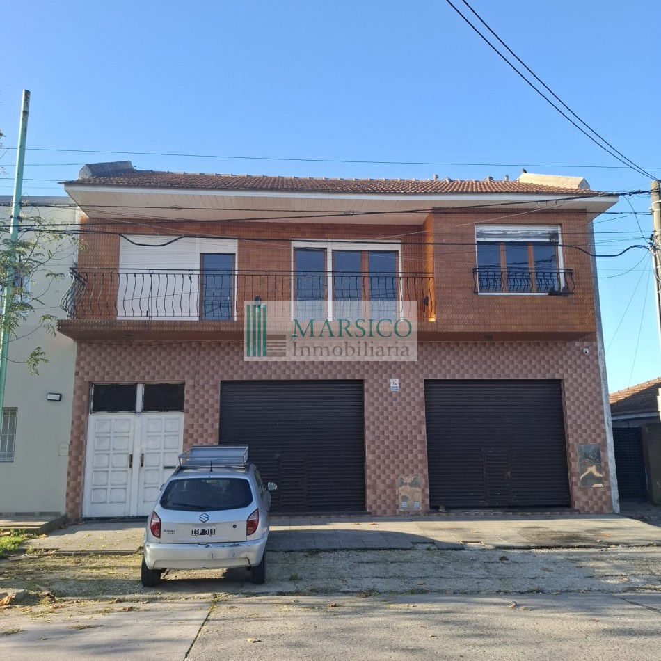 Chalet desarrollado en dos plantas